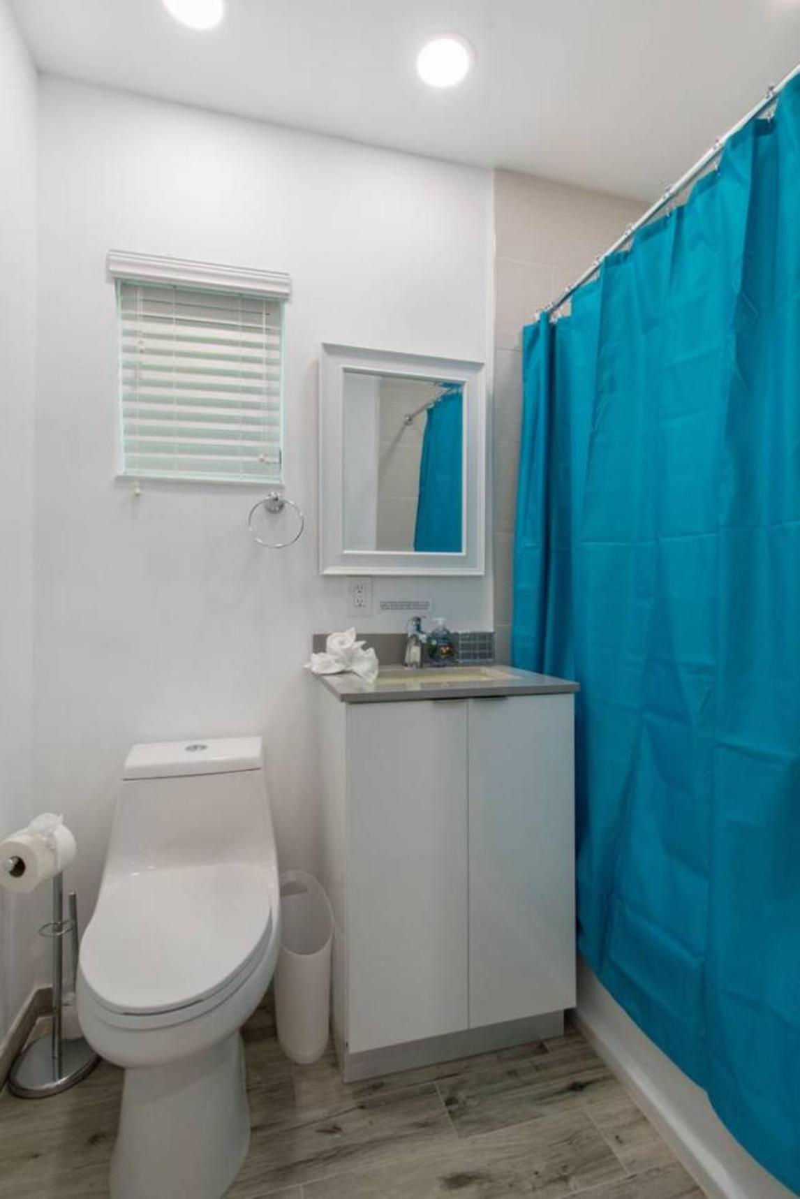 Chic 1 Bedroom W Parking Space & Walk To The Beach #6 好莱坞 外观 照片